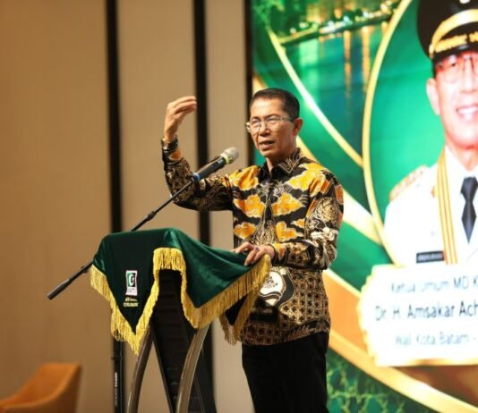 WALIKOTA BATAM AMSAKAR ACHMAD TERPILIH AKLAMASI PIMPIN MD KAHMI BATAM 2026 – 2031